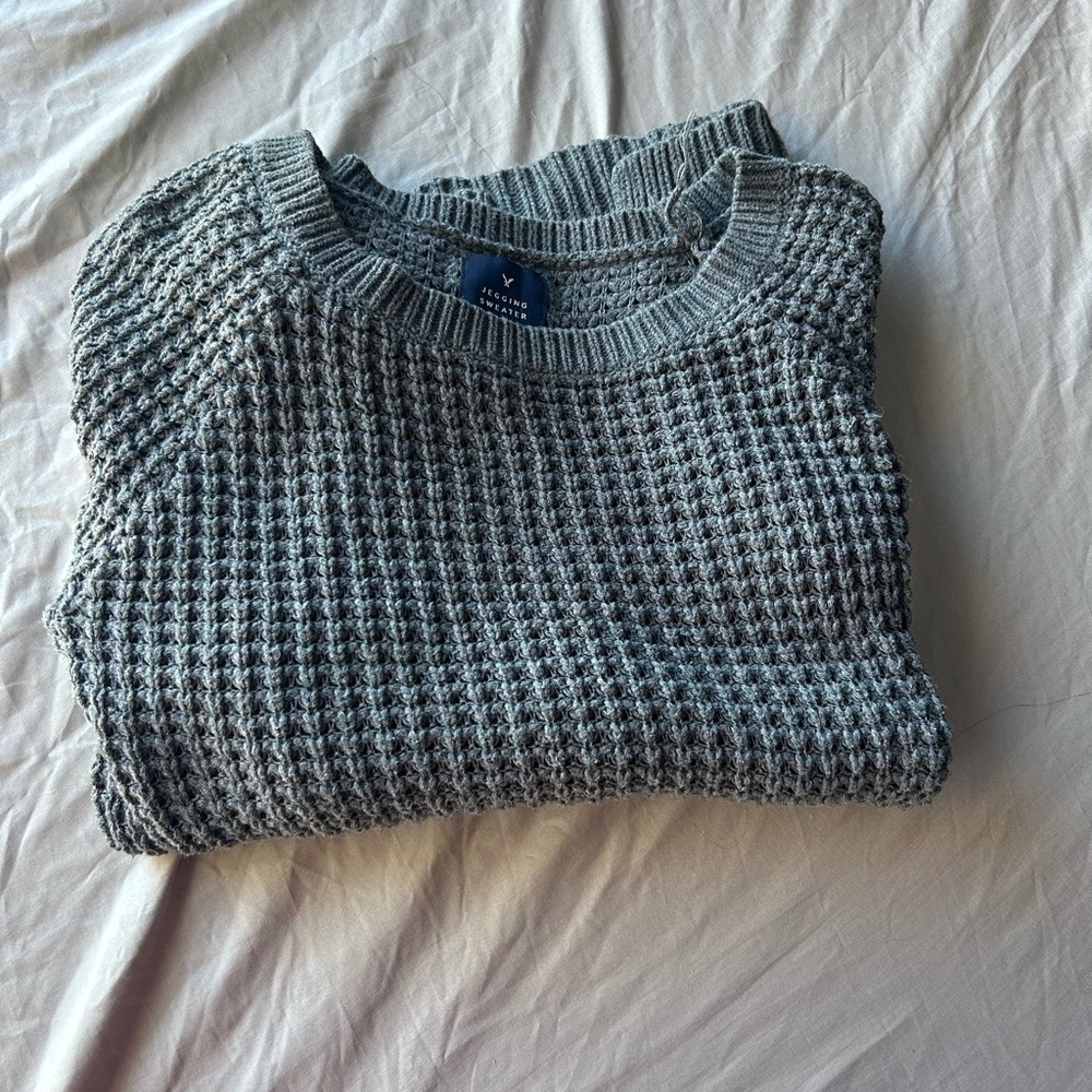 American Eagle Outfitters Waffle Knit Gray Crewneck Sweater